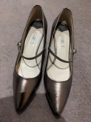 £19.99 • Buy Boden Satin Shoes Bronze Size 6, 39