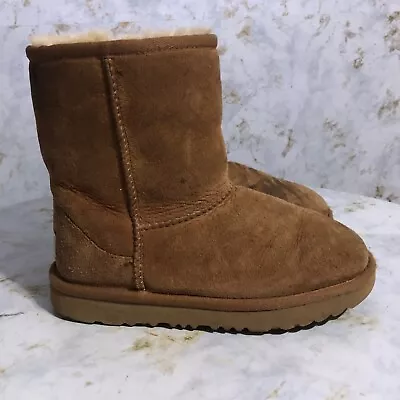 UGG Classic Short Youth Girls Sz 1 Shoes Brown Suede Shear Lined Comfort Boots • $15