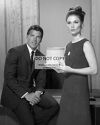  Van Williams & Wende Wagner In  The Green Hornet   8x10 Publicity Photo (bt584) • $8.87