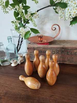 $15 • Buy VINTAGE 7 Wooden Pins BOWLING SKITTLES Mini Table Top Toy Game