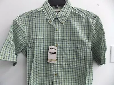 Wrangler Riata Short Sleeve Plaid Shirt 112344294 Light Weight Green • $19.99