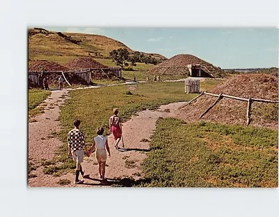 Postcard Mandan Indian Village Ceremonial Lodge North Dakota USA • $6.97