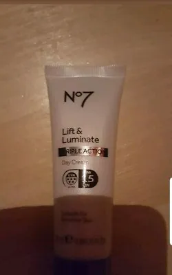 No7 Lift And Luminate Day Cream 25ml  • £10.99