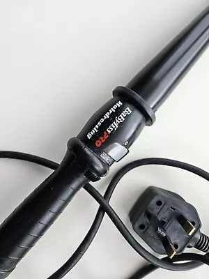 Babyliss Curling Wand Pro • £3