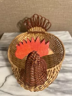 £15.57 • Buy Vintage Wicker Chicken Basket Bicolored Wood Primitive Farmhouse Chic ADORABLE