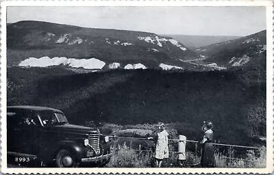 Postcard PA Mom And Daughter By Car View Jack Narrows West Of Mount Union US222 • $7.99