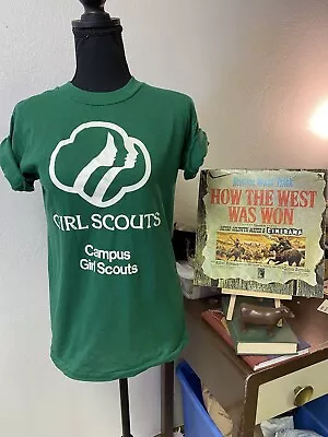 VTG 70s Campus Girl Scouts TShirt Green Logo Velva Sheen MEDIUM Single Stitch • $4.99