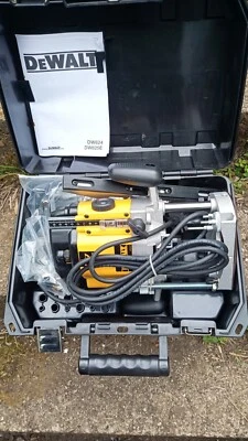 £300 • Buy DeWalt Plunge Router --240v-- Electric  DW624 Variable Speed --BRAND NEW --