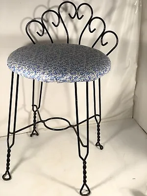Wrought Iron Vanity Stool Vintage Black MCM Display Hollywood Regency Chair • $59.99