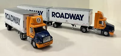 1/64 PEM Hartoy Volvo Day Cab With Pup Trailers Roadway Express • $50