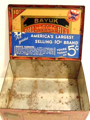 Vintage Bayuk Philadelphia Phillies Perfecto Tobacco Tin Box • $19.99