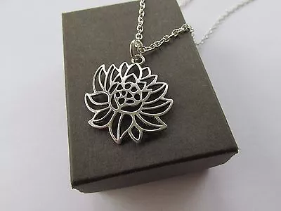 Unusual Tibetan Silvertone Pretty Lotus Flower Pendant - Chain Necklace - Gift • £5.25