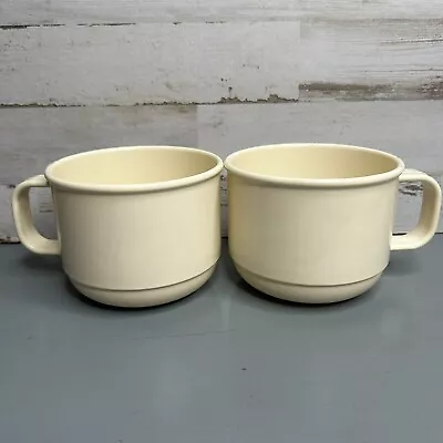 Lot Of 2 VINTAGE Rubbermaid Heatables Microwave Soup Mugs Cups 5520 Almond 12 Oz • $27.98