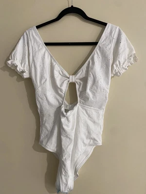 $25 • Buy ASOS Swim One Piece White  Size 14 BNWT