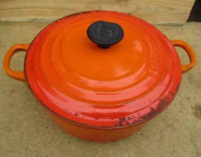 Le Creuset Cast Iron Casserole Pot - Volcanic Orange - 20cm- Heavy Wear/Use/Age • £26.50