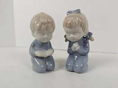 Vintage Figurine Set Of 2 Porcelain Kneeling Praying Children  KTM • $12