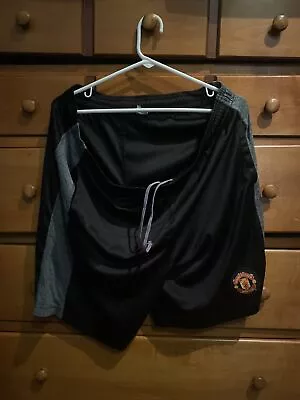 Manchester United Athletic Shorts Size Mens Medium Black (f4) • $14.40