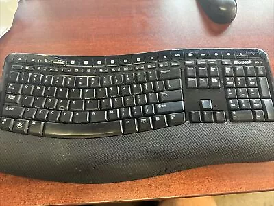 Microsoft Wireless Comfort Keyboard 5000 Model 1058 Mouse • $14.99