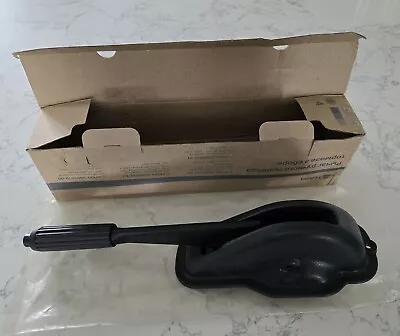 Lada VAZ 2101 2102 2103 2106 2105 2107 Riva Laika 2121 Niva Handbrake Lever OEM • $67