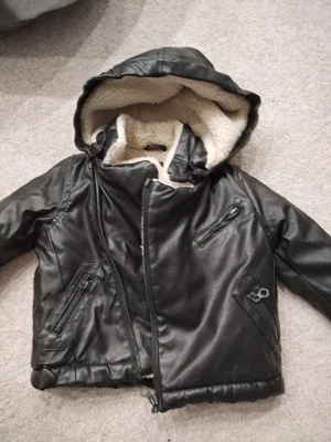 £8 • Buy Zara Baby Leather Jacket 9-12