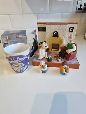 Wallace And Gromit Collection - Alarm Clock Radio Mug Salt And Pepper Set  • £8.99