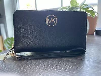 Michael Kors Fulton Multifunction Leather Phone Case Purse Clutch • $59.99