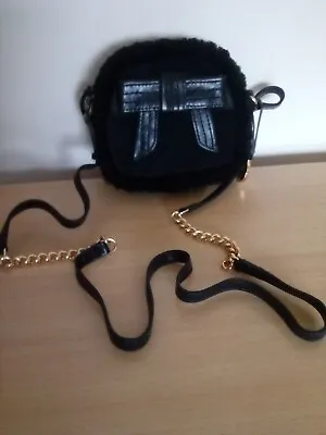 Ugg Black Bailey Bow Bag BNWT • £55