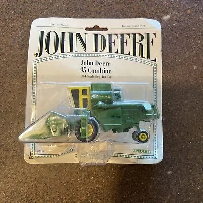 $34 • Buy John Deere 95 Combine With Corn Head By Ertl Farm Country 1/64 Scale