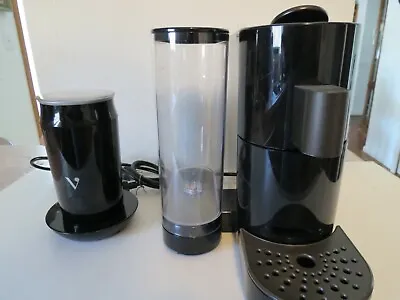 Starbucks Verismo K-Fee 580 Black Coffee Maker & Milk Frother - Excellent Cond. • $39