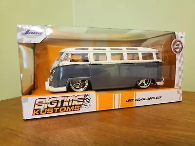 1962 VOLKSWAGEN BUS 23 Window - Jada 1/24 Diecast - Grey & White VW - NEW IN BOX • $59.95