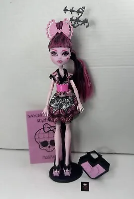 Monster High Monster Exchange Program DracuLaura Doll Passport Bow Purse • $199.99