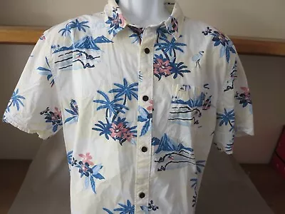 Quicksilver Men's Shirt White Palm Tree Beach Summer Fishing Size Large • $19.99