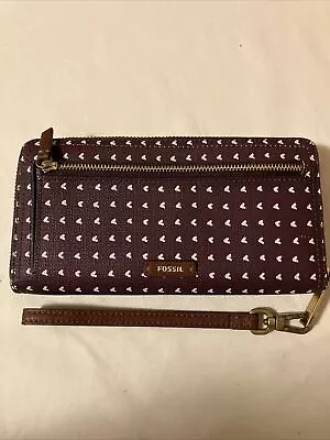 Fossil Burgundy Pattern Zip Around Wallet Wristlet • $13.99