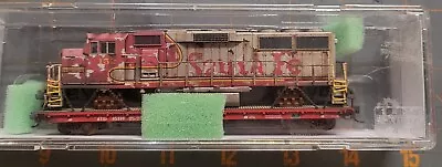 N  Hopkins Custom IM 60' Flat W/ ATSF Santa Fe GP60M Load  Rd# 95338 (P) • $260