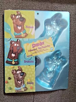 Scooby Doo Wilton Mini Treats Pan • $20
