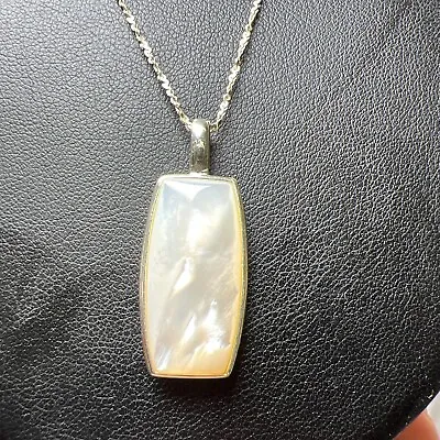 925 Sterling Silver Mother Of Pearl Stone Pendant Chain Necklace 7.10g • $29.99