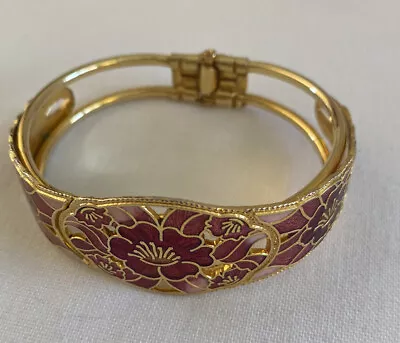 Vintage Floral Cloisonne Bracelet Shades Of Pink On Goldtone Hinge Close • $2.99