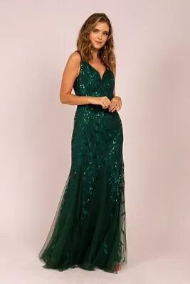 MODEL CHIC Emerald Green  Kimora  Sequin Embellished Tulle Mermaid Gown Size M  • $59.99