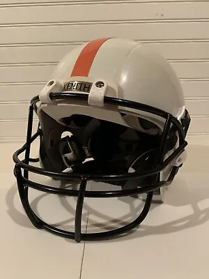 Xenith X2 YM Reg White Football Helmet With Black  Face Mask & Chin Strap • $35