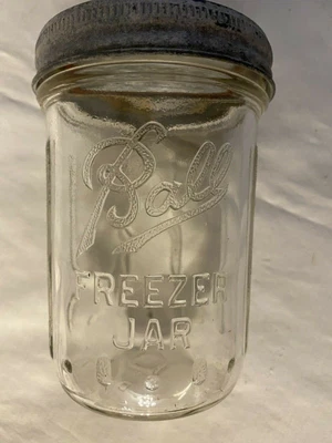 $250 • Buy Vintage PINT BALL FREEZER Jars 1 CASE 12 JARS With ZINC Lids. No 116
