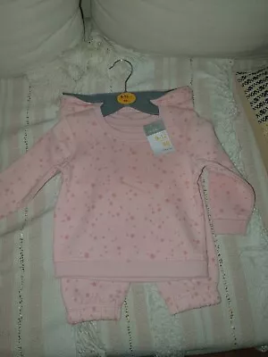 £5 • Buy New Primark Baby Girl Pink Jogger Jumper Set 9-12 Months 