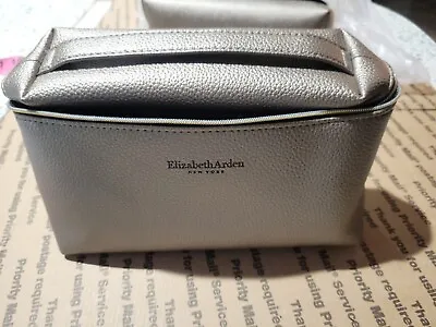 NEW Elizabeth Arden GRAY Train Case Make-Up Travel Cosmetic Zippered Bag • $12.50