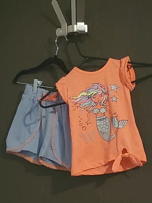 $15 • Buy Girls Size 2 Freestyle Revolution Set