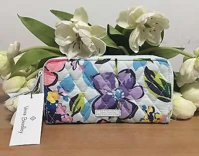 VERA BRADLEY Accordion Wallet . Marian Floral Signature Print. Brand New. • $34.95