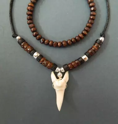 Mens Necklace Shark Wolf 3cm Replica Resin Tooth Pendant + Bracelet Set Ethnic • £9.99