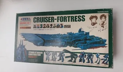 NEW Takatoku Toys CRUISER-FORTRESS Macross SDF-1 1/3000 W/box • $1200