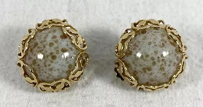 Vintage Volupte Clip Earrings Goldtone Art Glass • $9.99
