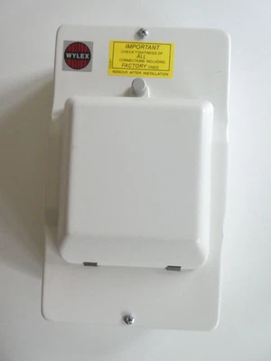 £60 • Buy Wylex DSF100M 100A Metal Domestic Isolator DSF Switchfuse
