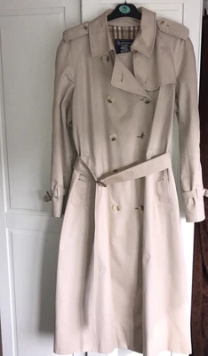 £155 • Buy Vintage Burberry Women's Trench MAC Nova Check Cotton Haymarket Coat Size 14L