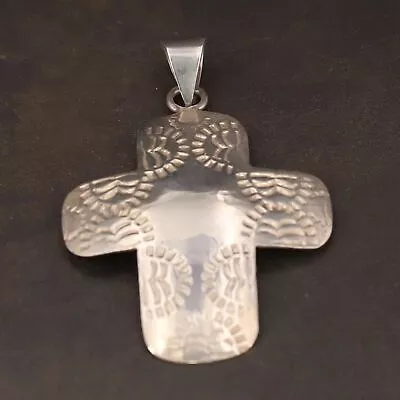 VTG Sterling Silver MEXICO TAXCO Southwestern Stamped Cross Necklace Pendant 8g • $20.50